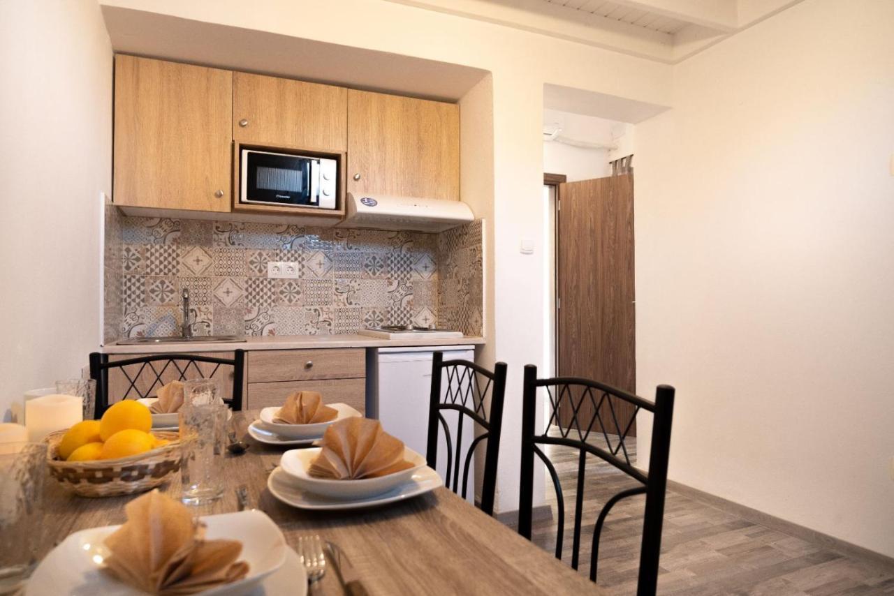 The Walk Inn Apartments Rhodes City Екстер'єр фото