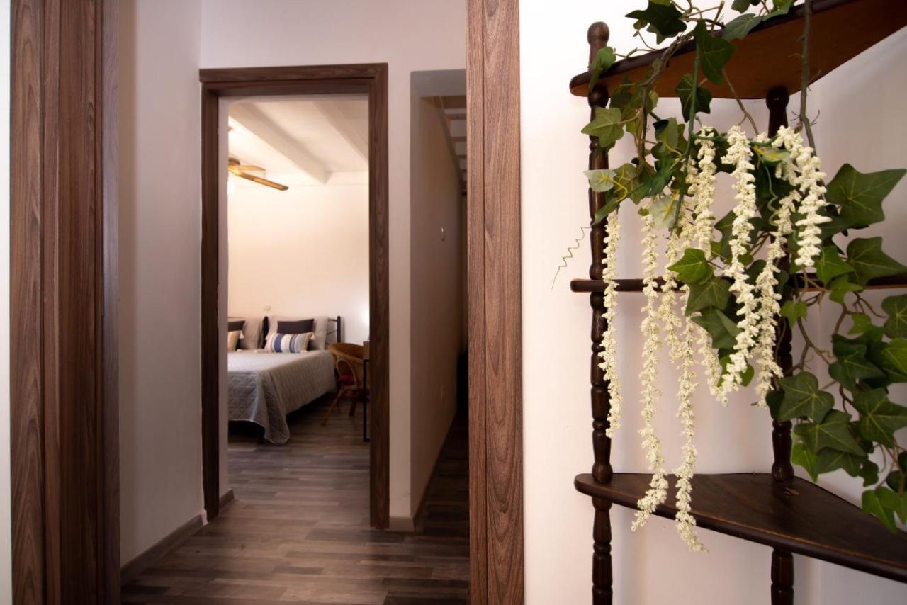 The Walk Inn Apartments Rhodes City Екстер'єр фото